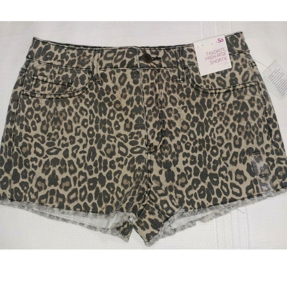 SO Frayed Hem High Rise Stretch Shortie Shorts - Picture 2 of 4